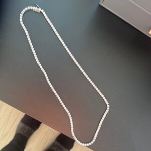 White gold diamond tennis necklace